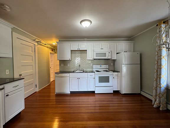 5th image of 11 Walnut St #1
