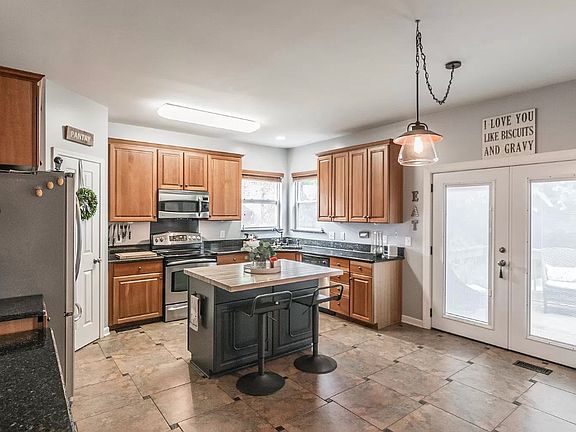 5th image of 1319 Tilton Dr