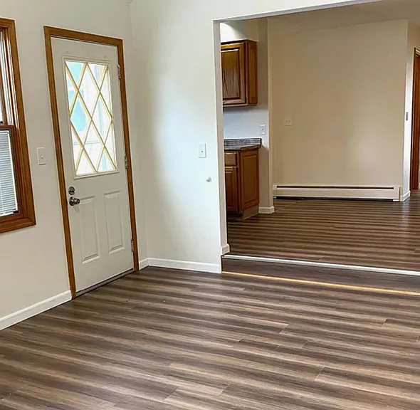 258 Miller St #B — Photo 3