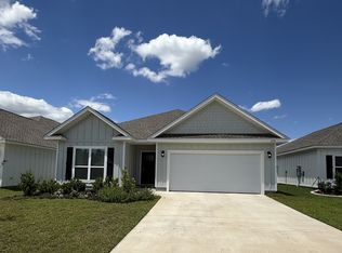 210 Lyla Ln, Crestview, FL 32539