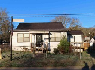 161 Elm St, Trion, GA 30753