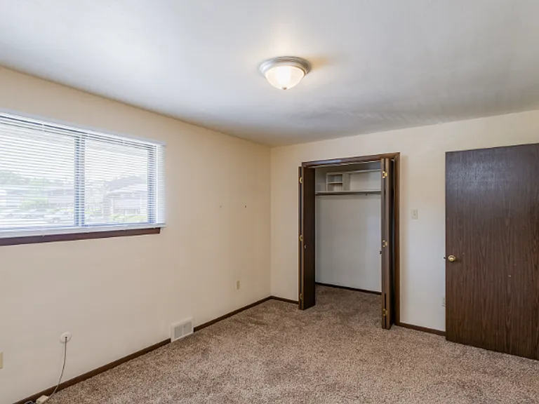Briarwood Townhomes — Photo 8