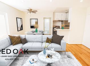 935 N Genesee Ave UNIT 4, Los Angeles, CA 90046