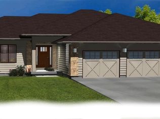 406 Deer Run Rd., Jefferson, IA 50129