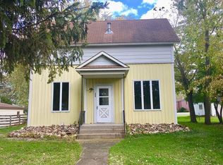 306 4th St SW, Austin, MN 55912