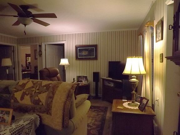 5th image of 1319 Ambrosius Rd