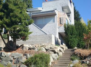 406 Prospect St, Seattle, WA 98109