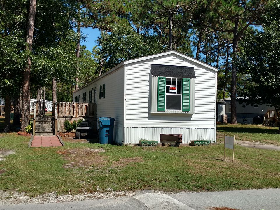1st image of 210 Sequoia Dr