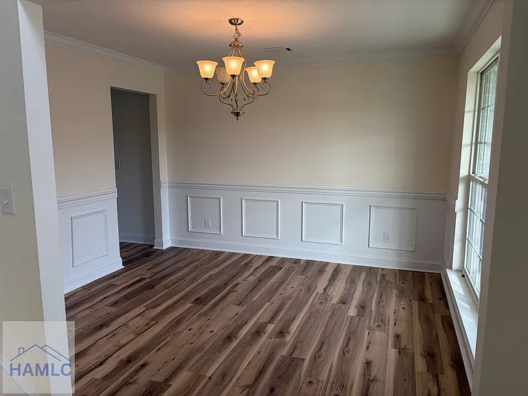 521 Wyckfield Way — Photo 2