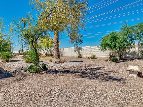 5th image of 11173 W Palmeras Dr