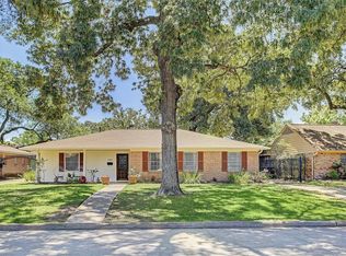 6923 Hartland Ave, Houston, TX 77055