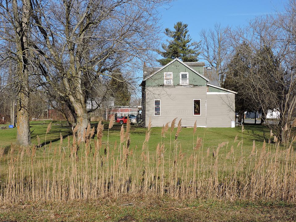 2nd image of 3 Main St