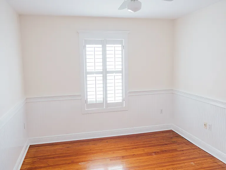 222 N Spring St — Photo 21
