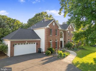 12802 Doe Ln, Gaithersburg, MD 20878