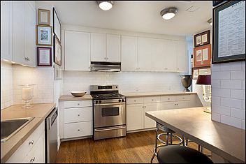 5th image of 126-130 W 22nd St #3N