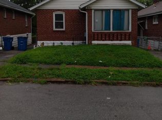 8352 College Ave, Saint Louis, MO 63136