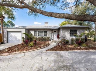 1528 Cleveland St, Clearwater, FL 33755