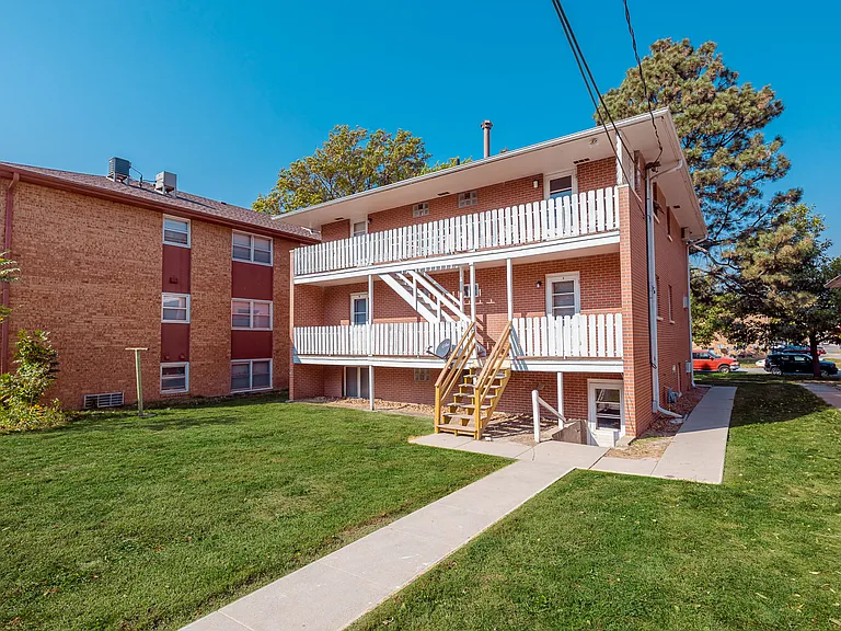 1227 D St #6 — Photo 25