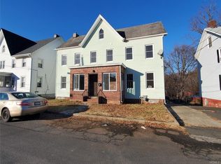 9 Smith St, Stony Pt, NY 10980