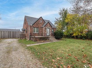 6457 S Dixie Hwy, Erie, MI 48133