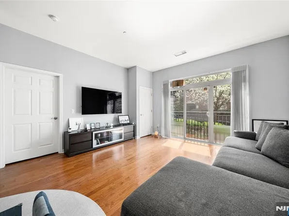 1120 Riverview Ave #120, Englewood, NJ 07631