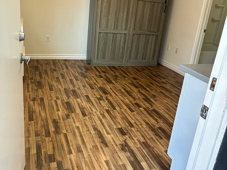 1036 N Bonnie Brae St #7 — Photo 5