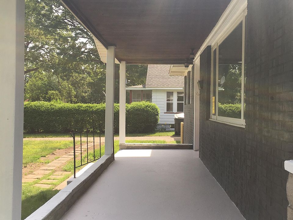 Front porch 