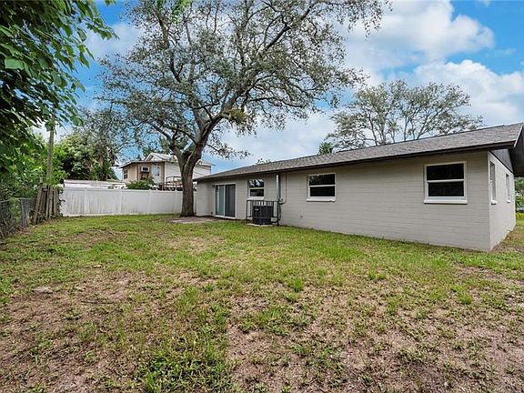 5th image of 1246 Cedar Cir