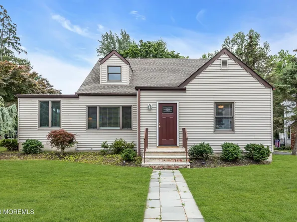 89 Oak Hill Road, Middletown, NJ 07748