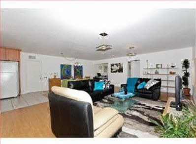 3rd image of 3743 Hillsdale Ct