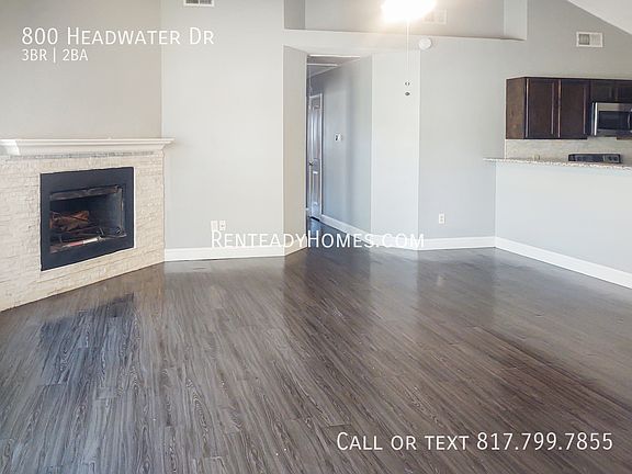 3rd image of 800 Headwater Dr