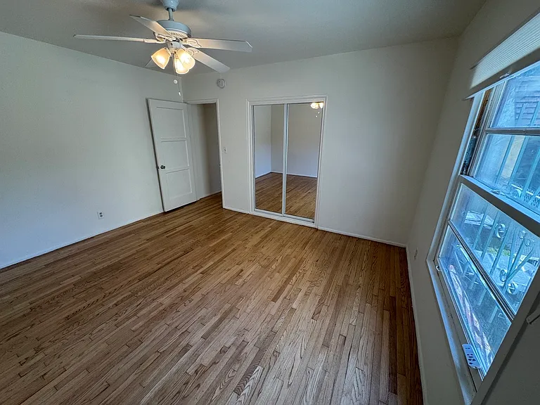 902 Alandele Ave #902 — Photo 46