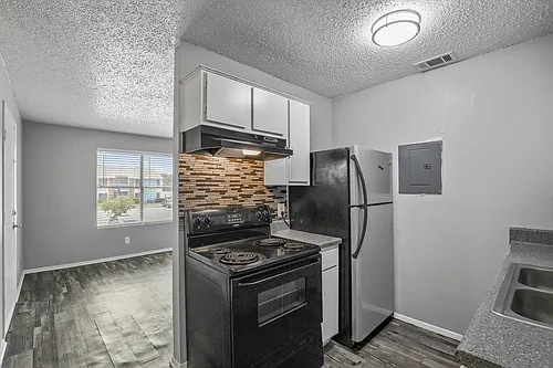 Running Brook Apartments Photo 1