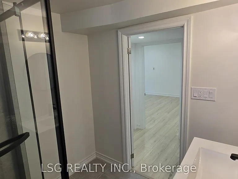 81 Norgrove Cres — Photo 14