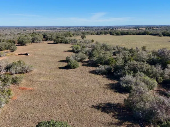 7180 County Road 283, Harwood, TX 78632