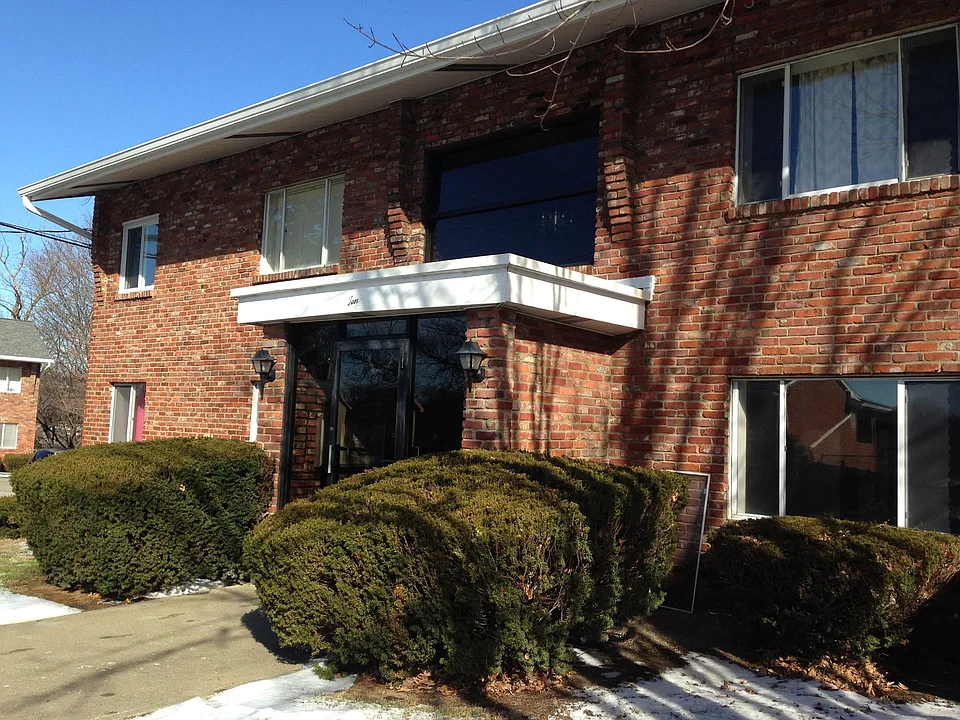 Olympia Park Apartments 1 and 2 Bedroom Units Available THIS SUMMER!