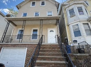 322 Court St #1, Elizabethport, NJ 07206