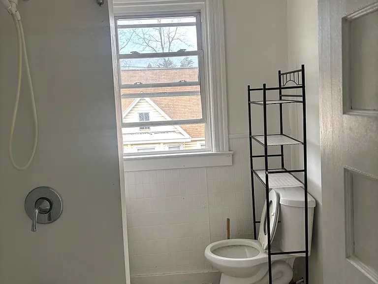 70 Wyllie St #C — Photo 12