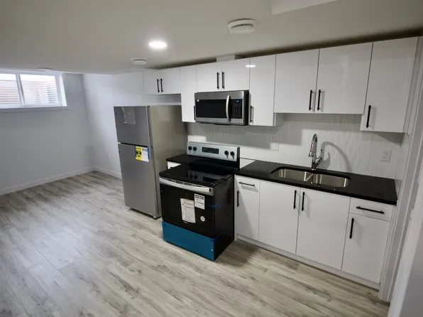 8853 Carson Way SW #Basement, Edmonton, AB T6W 5B8