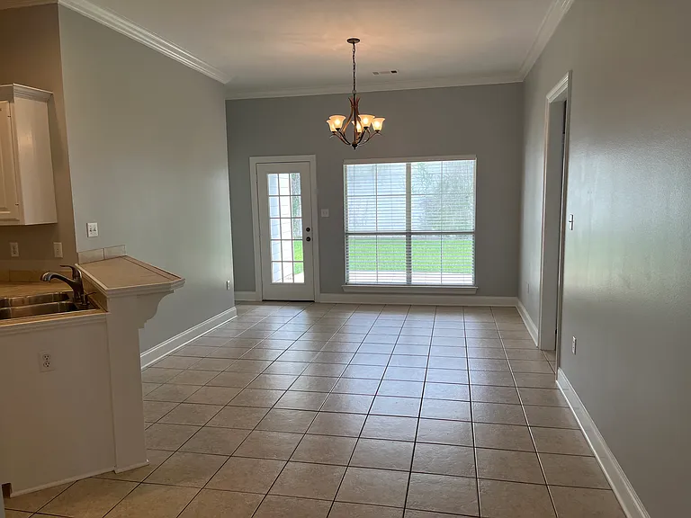 7929 Essen Cove Dr — Photo 8