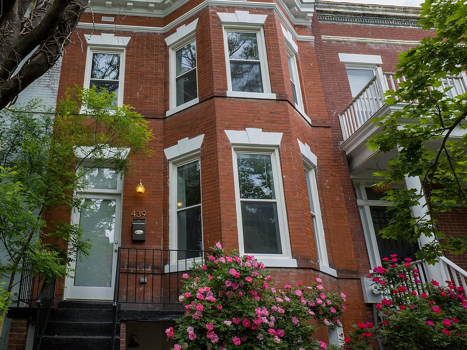 Front entrance of unit