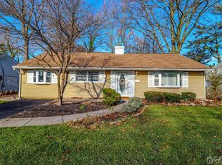 7 Dayton Rd, Edison, NJ 08817