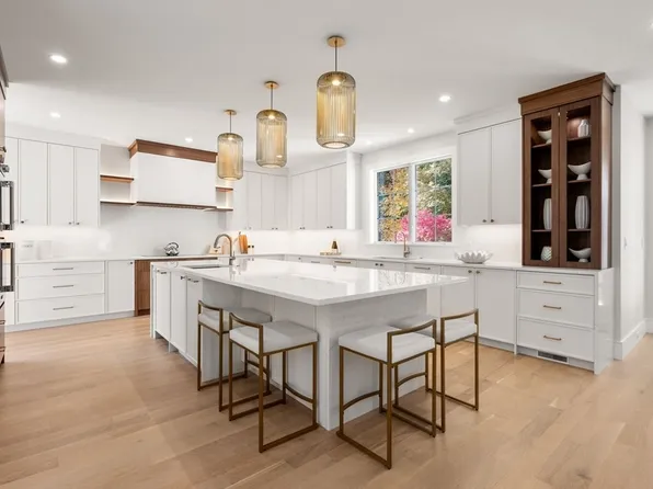 181 Wiswall Rd, Newton, MA 02459