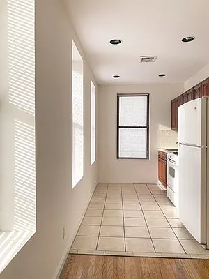Rented by Compass | media 7