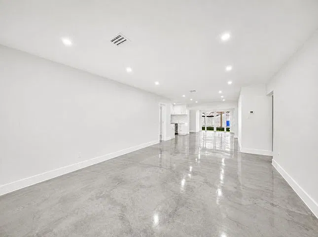 3 bed, 1500 sqft, $4,500 — Photo 4