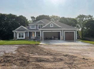 150 S Calhoun Rd, Brookfield, WI 53005