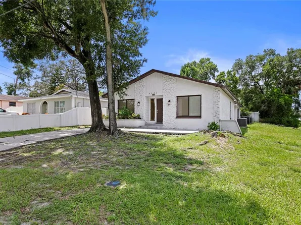 8520 N BRANCH AVENUE, TAMPA, FL 33604