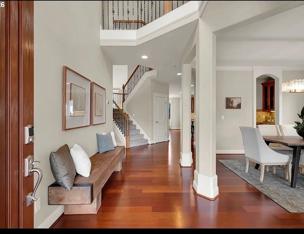 4 bed, 3.0 bath, 3114 sqft, $3,695 — Photo 2