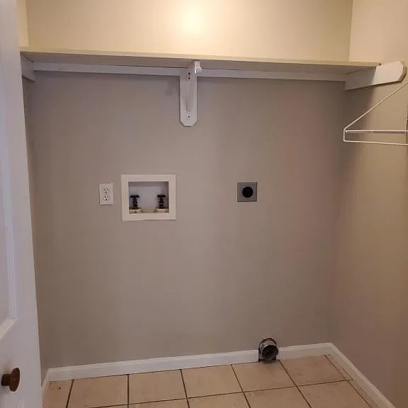233 Elm St — Photo 6