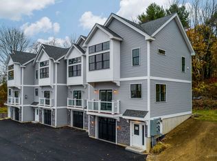 12 Bridge St UNIT 1, Kittery, ME 03904